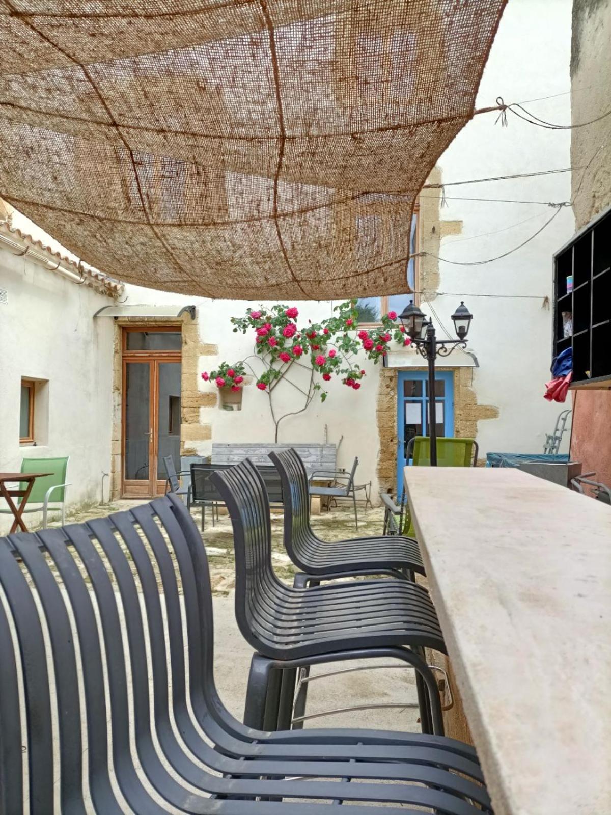 Apartment Proche Pont Du Gard